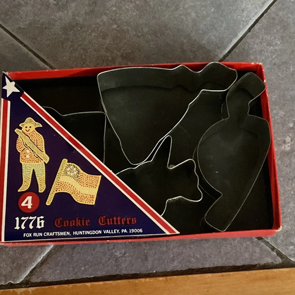 Cookie Cutter Set - Silver